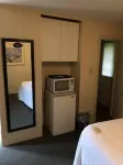 The Walpole Motel - 2-Star