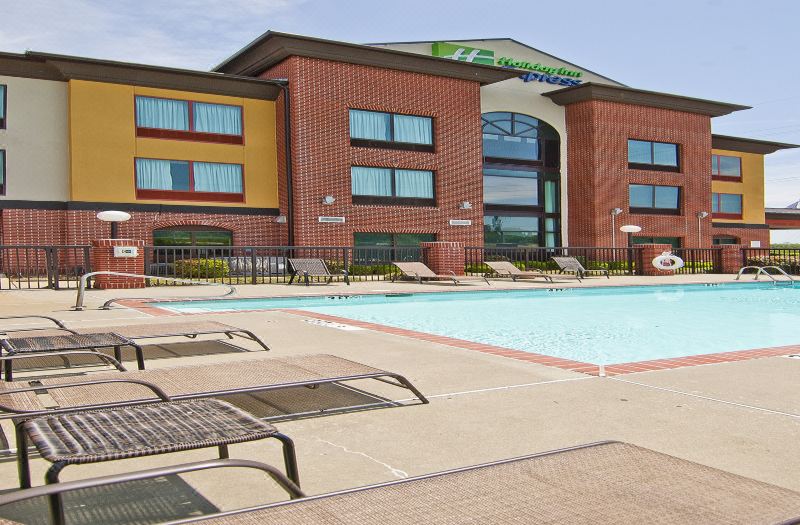 Holiday Inn Express & Suites Olive Branch by IHG photo 3
