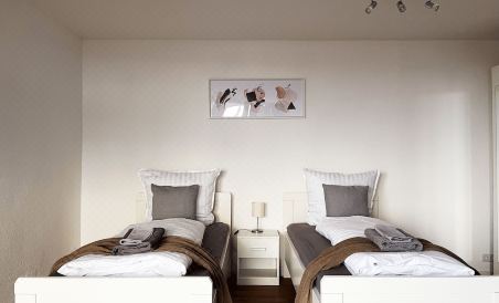 Zentral Gelegene Studios I Home2Share - Housity