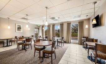 SureStay Hotel by Best Western SeaTac Airport North