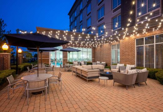 5. 더블트리 바이 ..