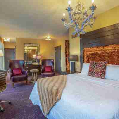The Bohemian Hotel Savannah Riverfront, Autograph Collection Rooms