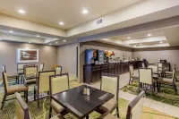 Quality Inn & Suites Durant Hotels in Durant