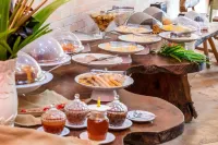 Vila Parnaiba - breakfast