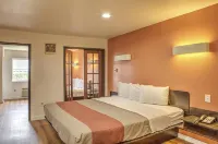 Motel 6 Dallas, TX - Northwest - 2-Star