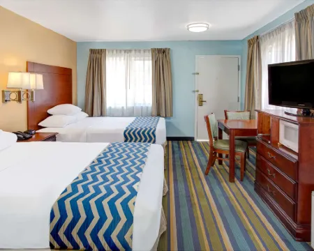Travelodge by Wyndham Bishop Hotels in Bishop