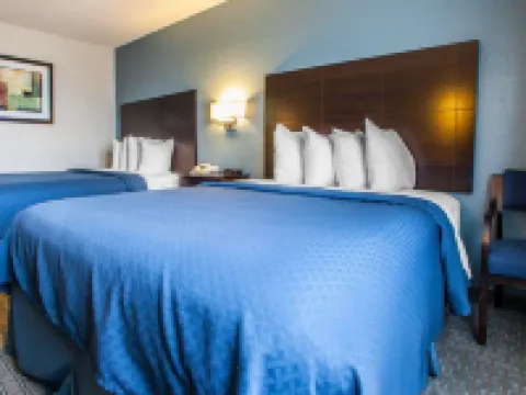 Quality Inn & Suites Ankeny-Des Moines Hotels in Ankeny