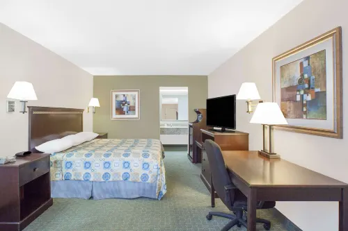 Super 8 by Wyndham Corpus Christi