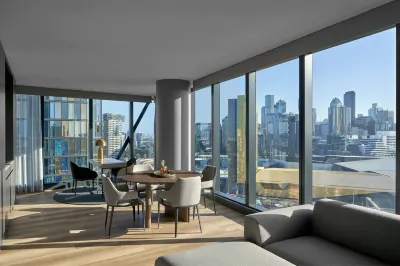 AC Hotel Melbourne Southbank Hotel dekat Jawbone Flora and Fauna Reserve