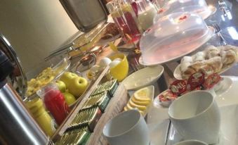 Saryan Hotel Yerevan - Housity
