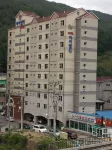 High Valley Hotel