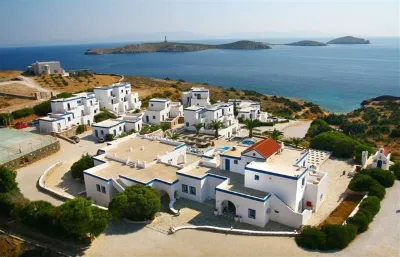 Faros Resort