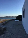 Another Island & Island White Antiparos - Pet friendly