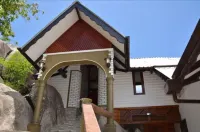 Villa Chez Batista Hotels in Takamaka