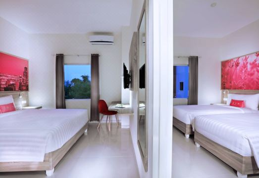 Cordia Hotel Banjarmasin 로비