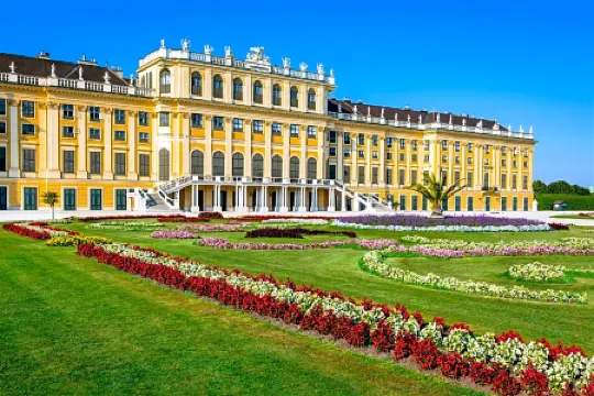 Grätzlhotel Schönbrunn Отели рядом со станцией Wien Meidling Railway Station