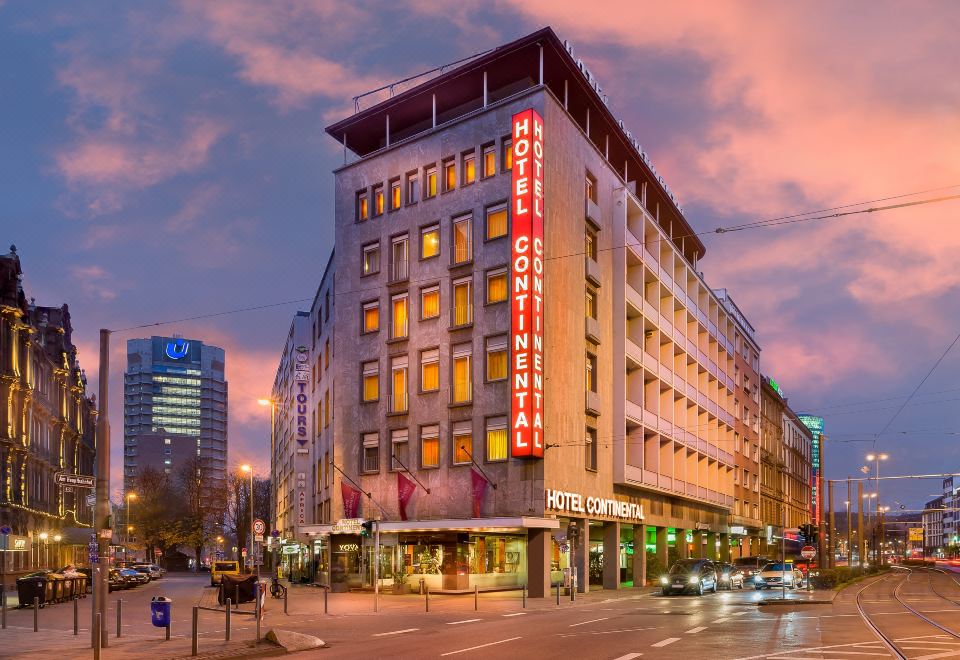 hotel overview picture