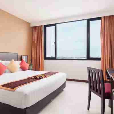 米達格蘭德飯店 達瓦拉瓦提 那空巴吞 Rooms