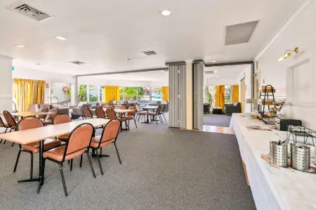 Comfort Inn North Brisbane Отели рядом с достопримечательностью «Заказник Донна Филп»