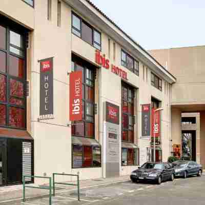 Hôtel Ibis Avignon Centre Hotel Exterior