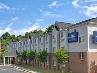 Microtel Inn & Suites by Wyndham Charlotte/University Place Hotels in Newell