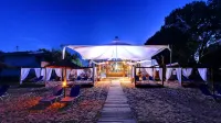 Island Beach Resort - Adults Only - Airport Shuttle