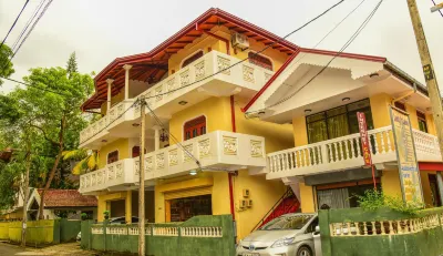 Lucky Prince Villa Hotel dekat Kaluwamodara Praweni Paththini Dewalaya