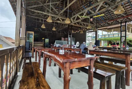 Limerr Resto & Resort