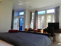 Baantoom Village and Resort Hotels in Amphoe Tha Mai