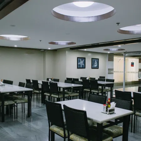 Leope Hotel