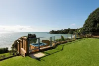 By the Bay Beachfront Apartments Hotels in Karikari Peninsula