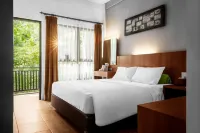 Green Forest Resort & Wedding