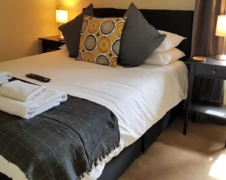 Crown Inn Hotels in Rhayader