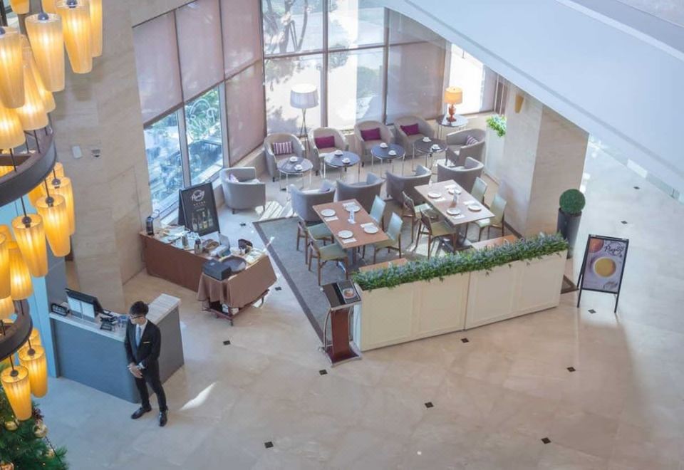 타이중 하버 호텔의 현대적인 외관