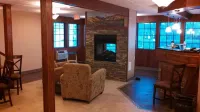 Days Inn & Suites by Wyndham Gunnison - 2-Star