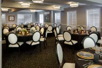 Ambassador Hotel Tulsa, Autograph Collection - breakfast