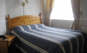 Chadwick House Hotel - Housity