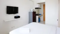 Cozy Stay Studio at Puncak Permai Apartment Отели в г. Dukuhpakis