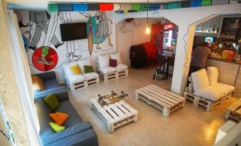 Whole Wide World Hostel