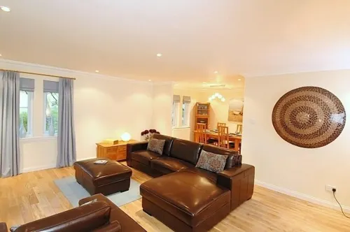 BCC Loch Ness Cottages - Mountain view