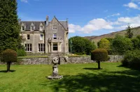 Glengarry Castle Hotel Hotels in Fort Augustus