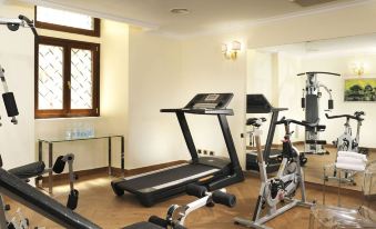 7. Hotel Vi..