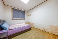 Jecheon Cheongpung Private Residence