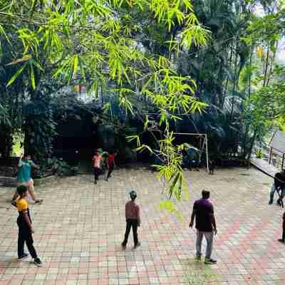 Fort Hill Wild Life Resort Hotel Exterior