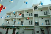 Hotel Kss Inn Các khách sạn gần Sân bay Dehradun