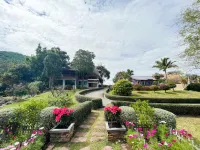 Phureenun Resort Hotel dekat Wat PA Sathani Mai Chan Thuekl