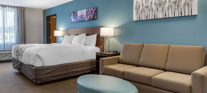 La Quinta Inn & Suites by Wyndham Wenatchee Hotels in Chelan County