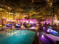 DoubleTree by Hilton Jakarta - Diponegoro Hotels in der Nähe von Taman Proklamasi