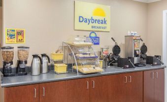 Days Inn by Wyndham Camarillo - Ventura