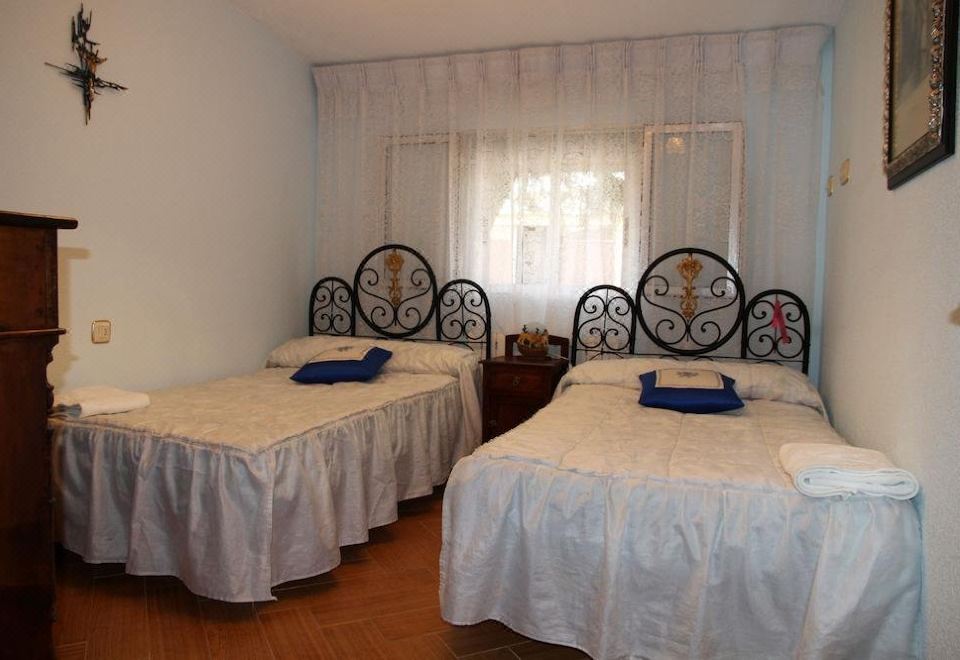 Albergue Turistico Torre de Sabre - Hizvo